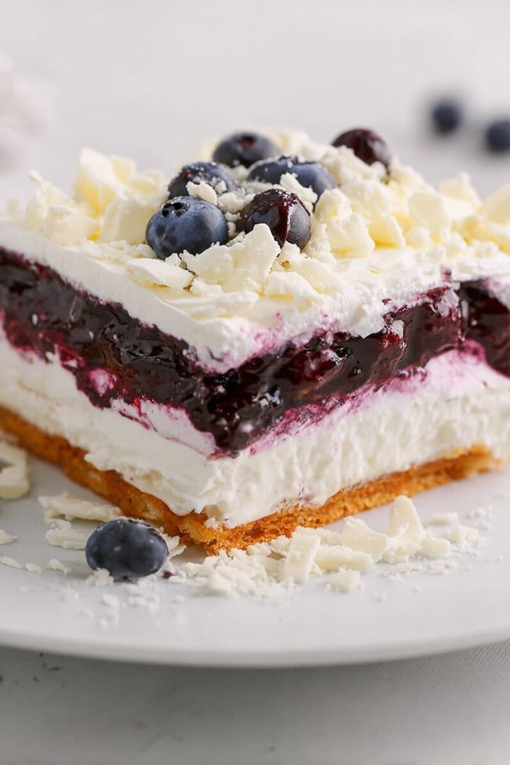 Blueberry Cream Cheesecake Lasagna image 2
