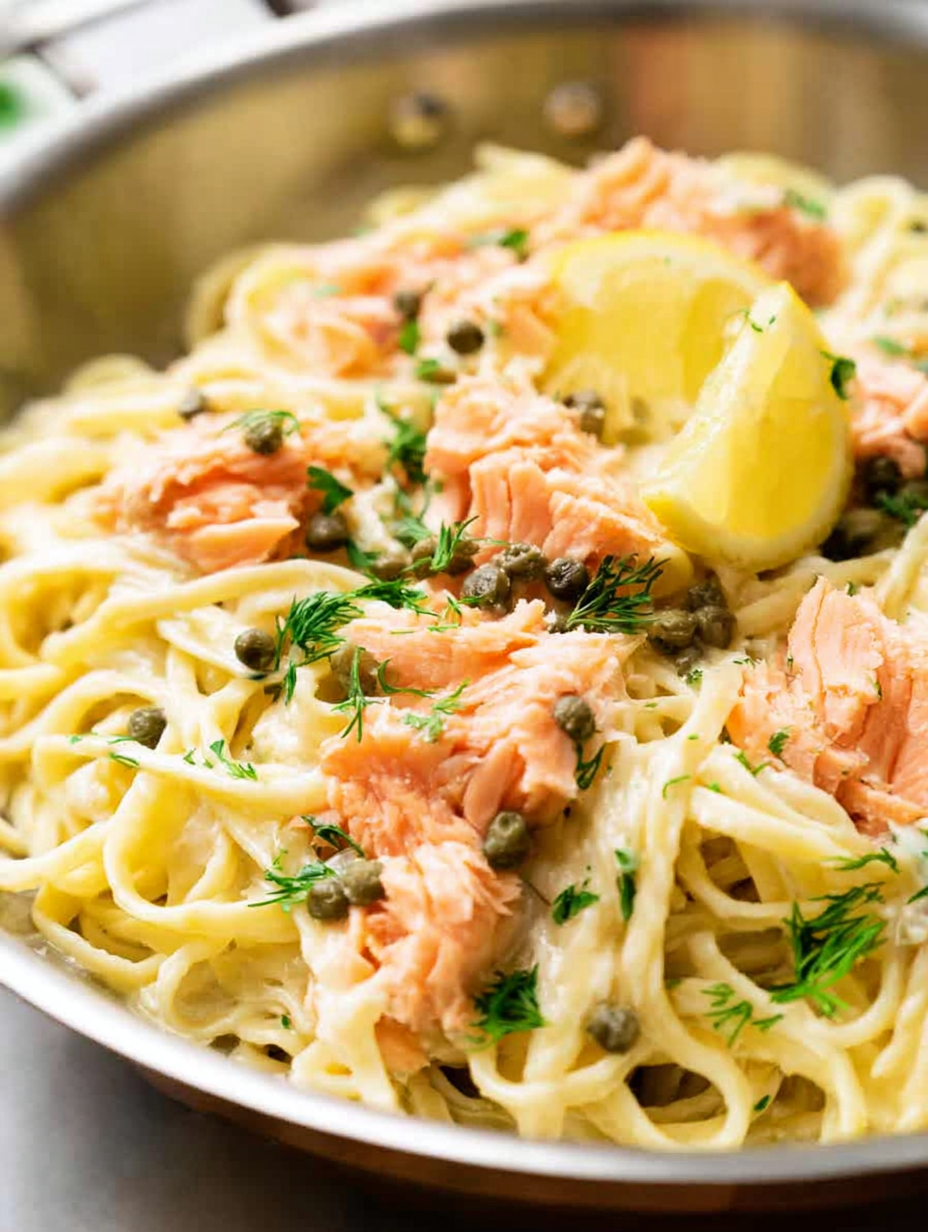 Pasta with smoked salmon and dill image 2